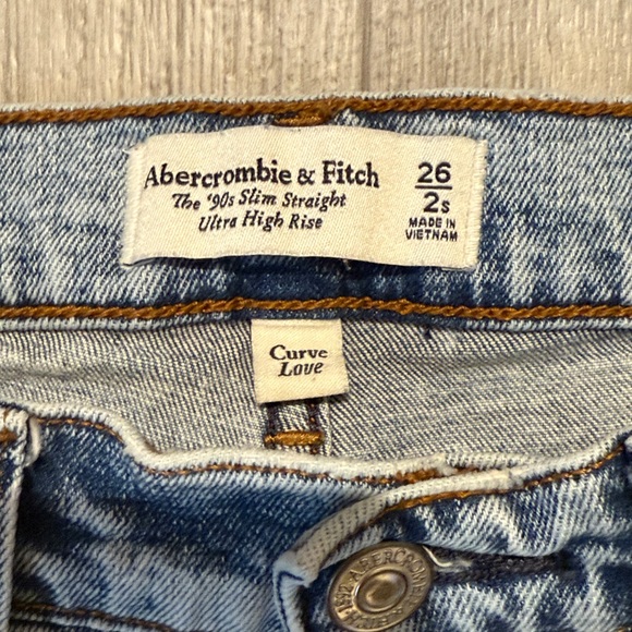Abercrombie and Fitch Jeans - Picture 4 of 7